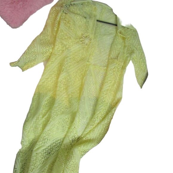 Yellow vintage cut out duster maxi length with front snaps and bow with collar - Picture 11 of 15